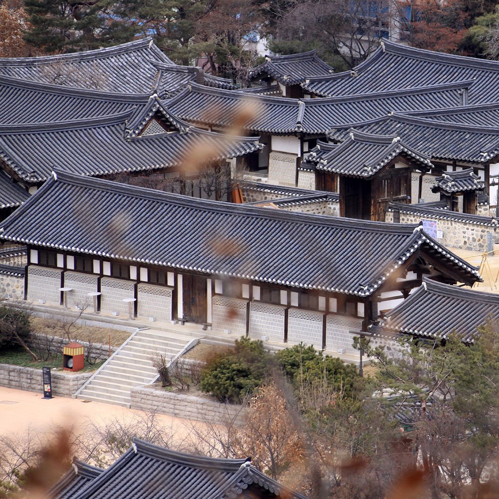 Hanok-Korean Traditional House